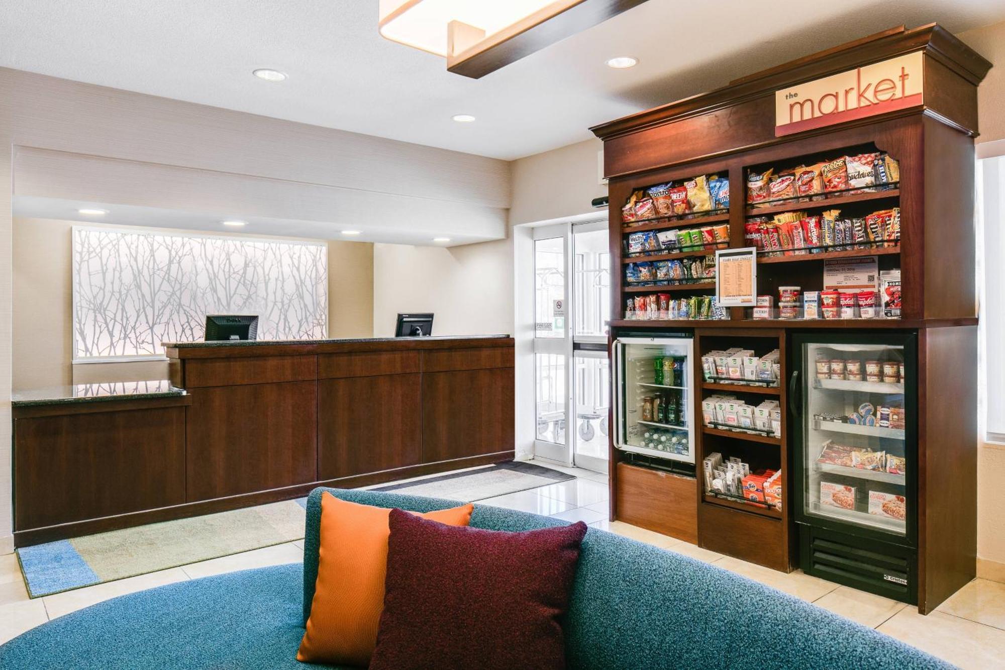 Fairfield Inn & Suites Kansas City Airport Екстер'єр фото