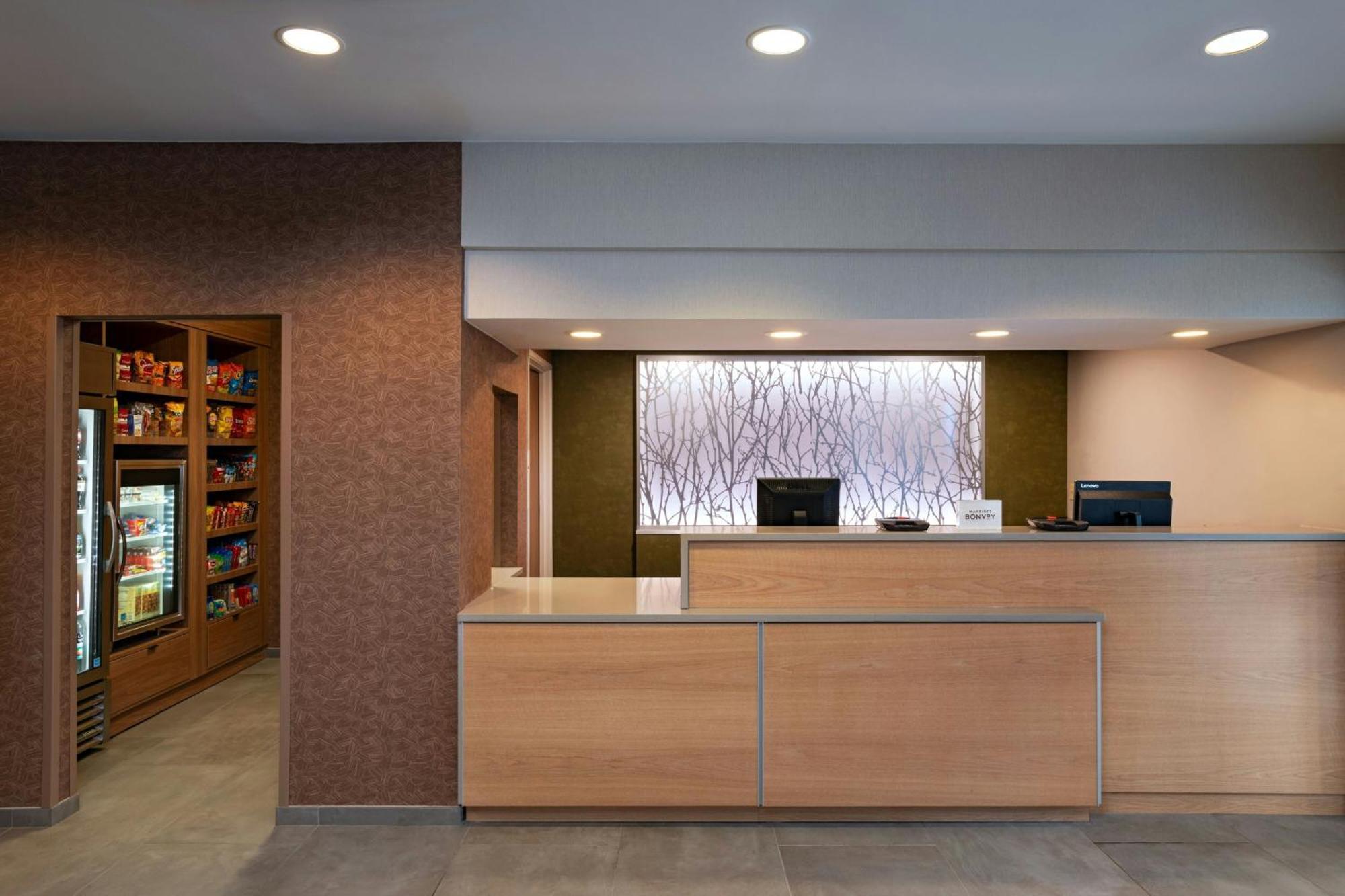 Fairfield Inn & Suites Kansas City Airport Екстер'єр фото