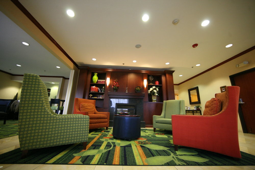 Fairfield Inn & Suites Kansas City Airport Екстер'єр фото
